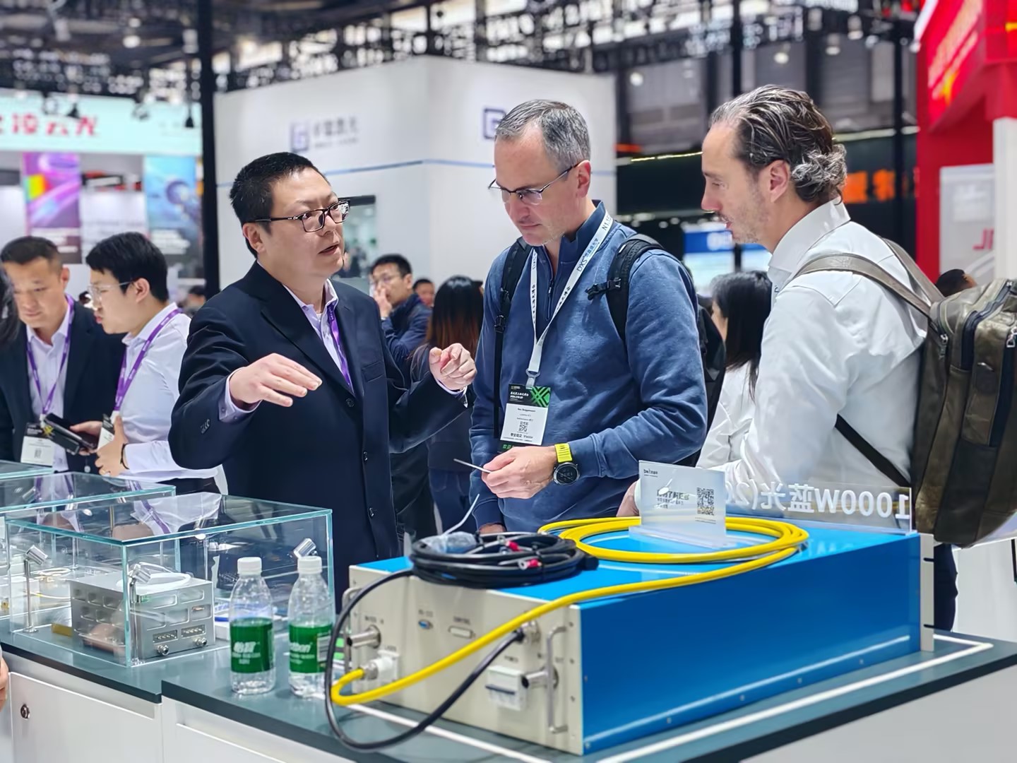 f32926d8b8582dbf64f36603eff8ebae_compress